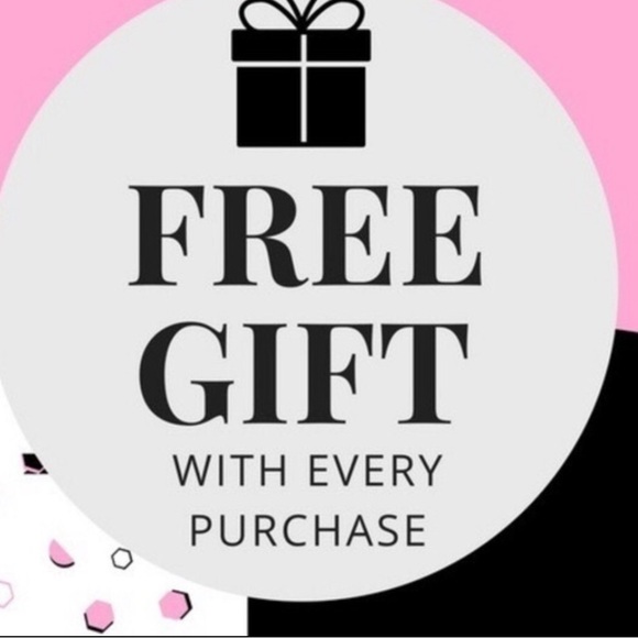 Summer blow out $15!!  Zara olive green 🫒 flowy midi dress - Picture 2 of 10